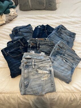 Bundle of AE High Waisted Jeans